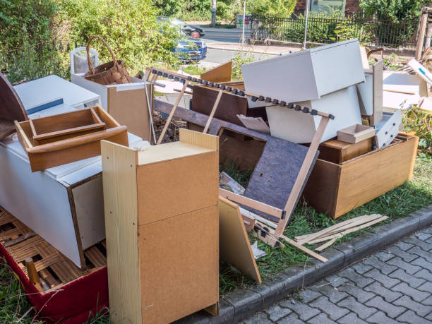 Best Mattress Removal Service  in Lden, MA